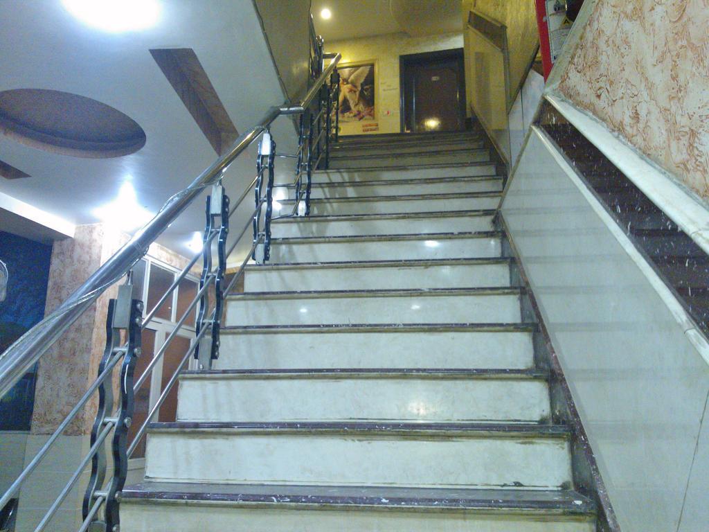 Hotel Hridey Inn Nueva Delhi Exterior foto