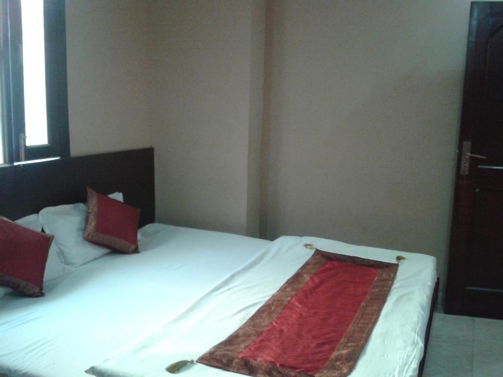 Hotel Hridey Inn Nueva Delhi Exterior foto